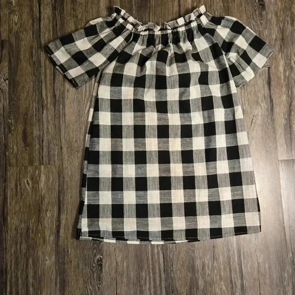 Southern Stitch black & white plaid smock dress or shirt Size S